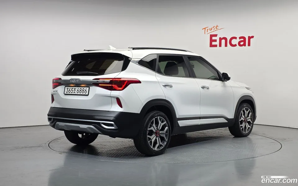 Kia Seltos 1.6 2WD 2022 — миниатюра 2
