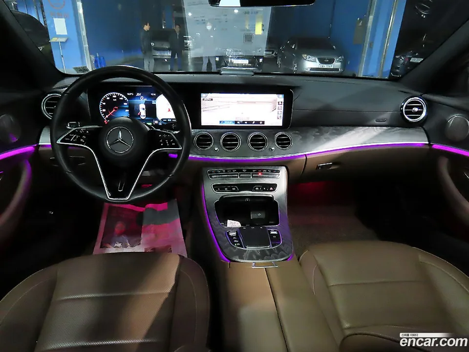 Mercedes-Benz E-Class E350 4MATIC 2022 — миниатюра 5