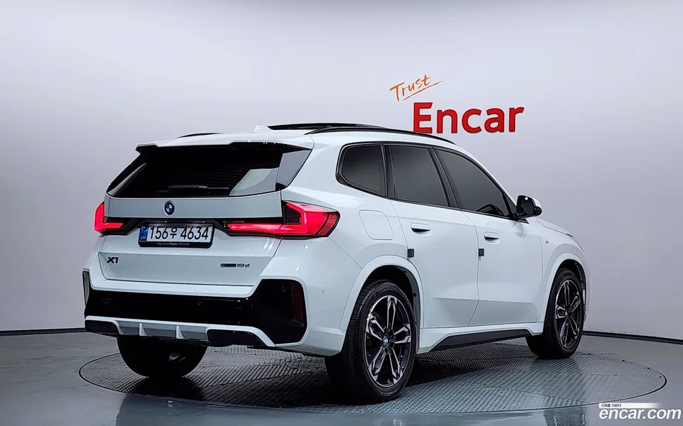 BMW X1 sDrive 18d M 2025 — миниатюра 2