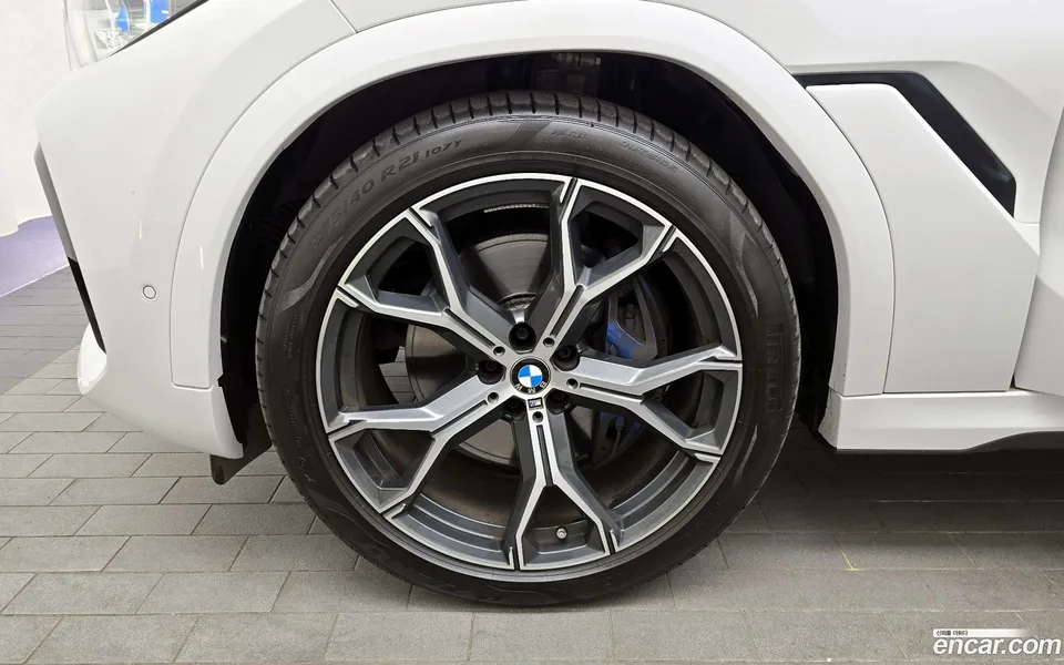 BMW X6 xDrive40i M 2022 — миниатюра 5