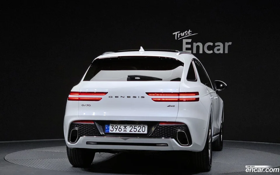 Genesis GV70 2.5T AWD 2023 — миниатюра 4