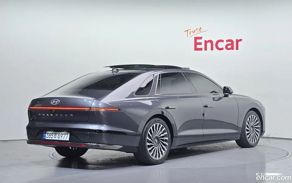 Hyundai Grandeur Hybrid 2023 — миниатюра 2