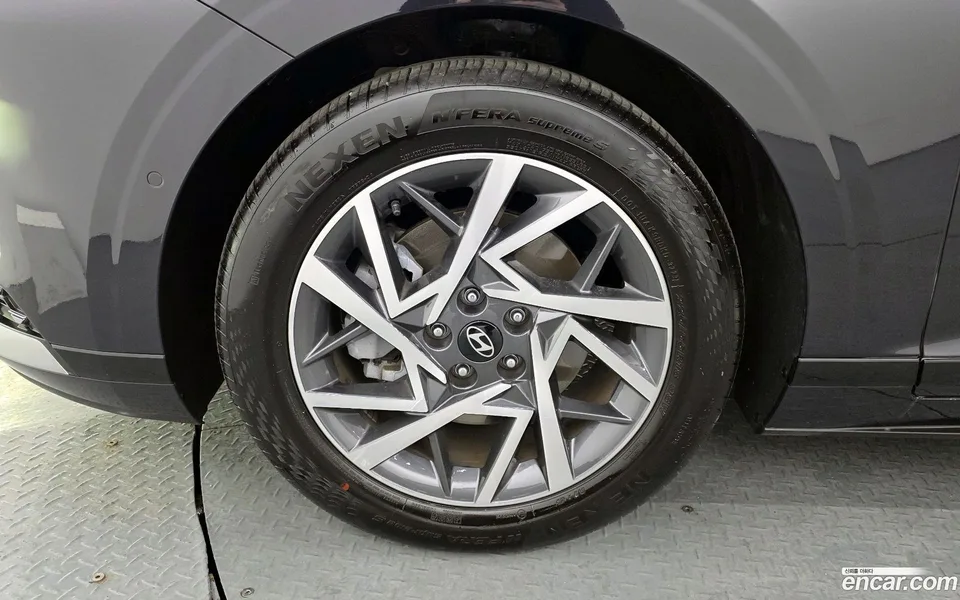 Hyundai Grandeur 2.5 2WD 2023 — миниатюра 5