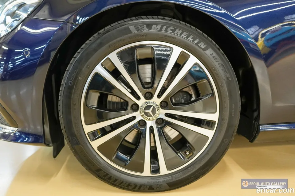 Mercedes-Benz E-Class E250 2022 — миниатюра 5