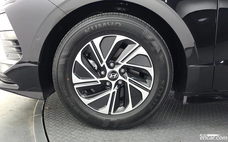 Hyundai Sonata The Edge Hybrid 2024 — миниатюра 5