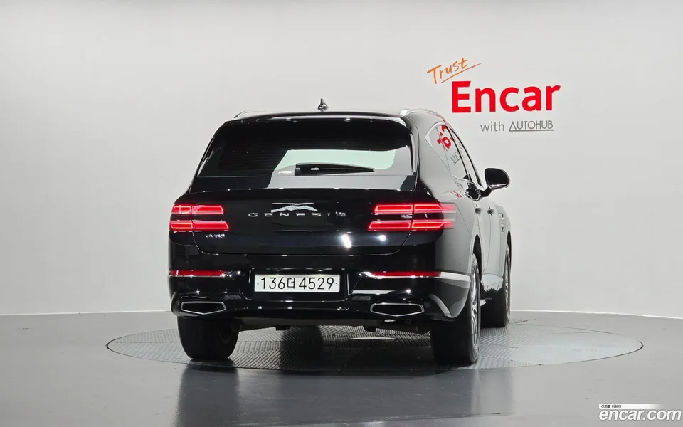 Genesis GV80 2.5T 2WD 2023 — миниатюра 4