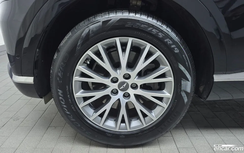 Genesis GV80 2.5T 2WD 2023 — миниатюра 5
