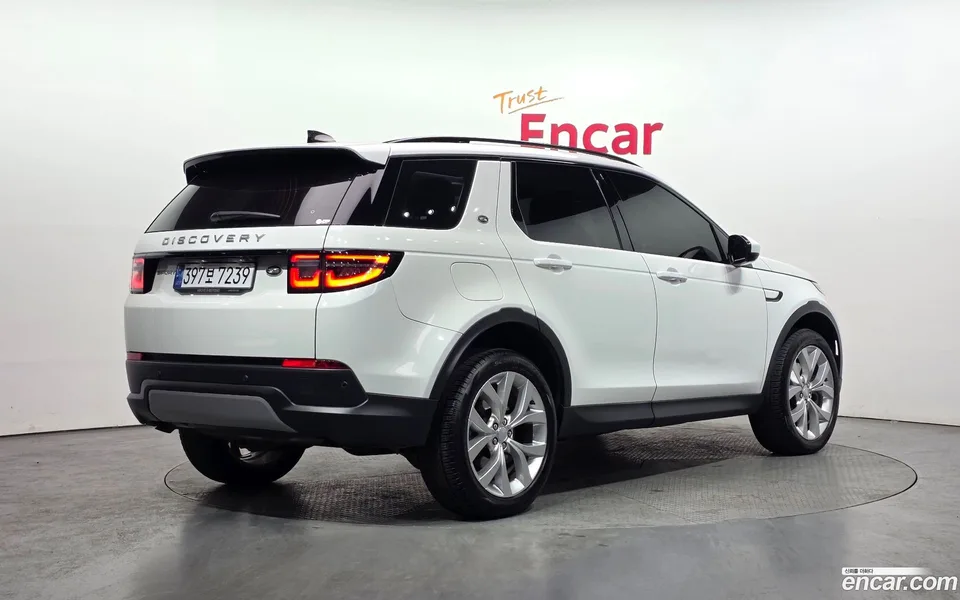 Land Rover Discovery Sport P250 SE 2022 — миниатюра 2