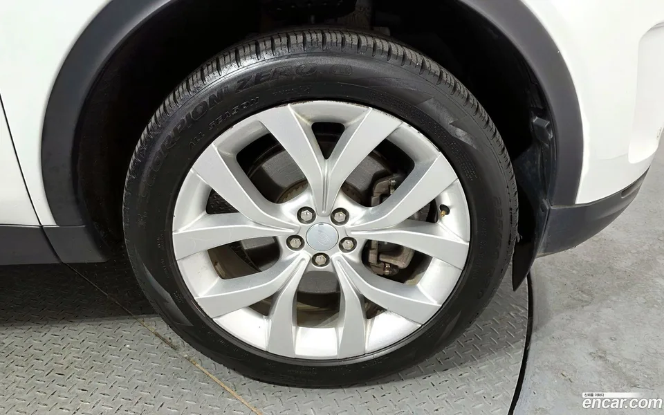 Land Rover Discovery Sport P250 SE 2022 — миниатюра 5