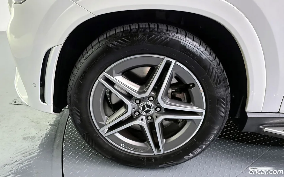 Mercedes-Benz GLE-Class GLE350e 4MATIC 2022 — миниатюра 5