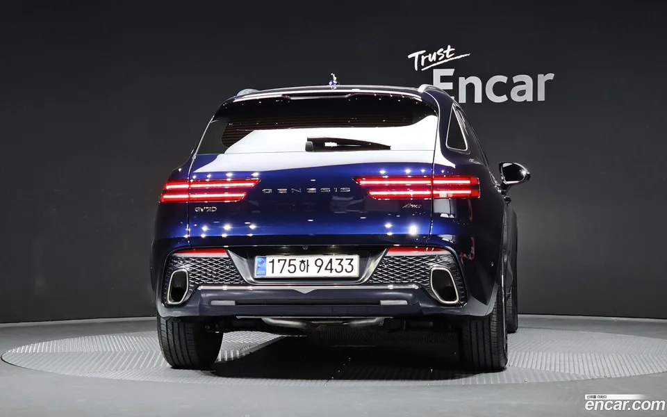 Genesis GV70 2.5T 2WD 2023 — миниатюра 4