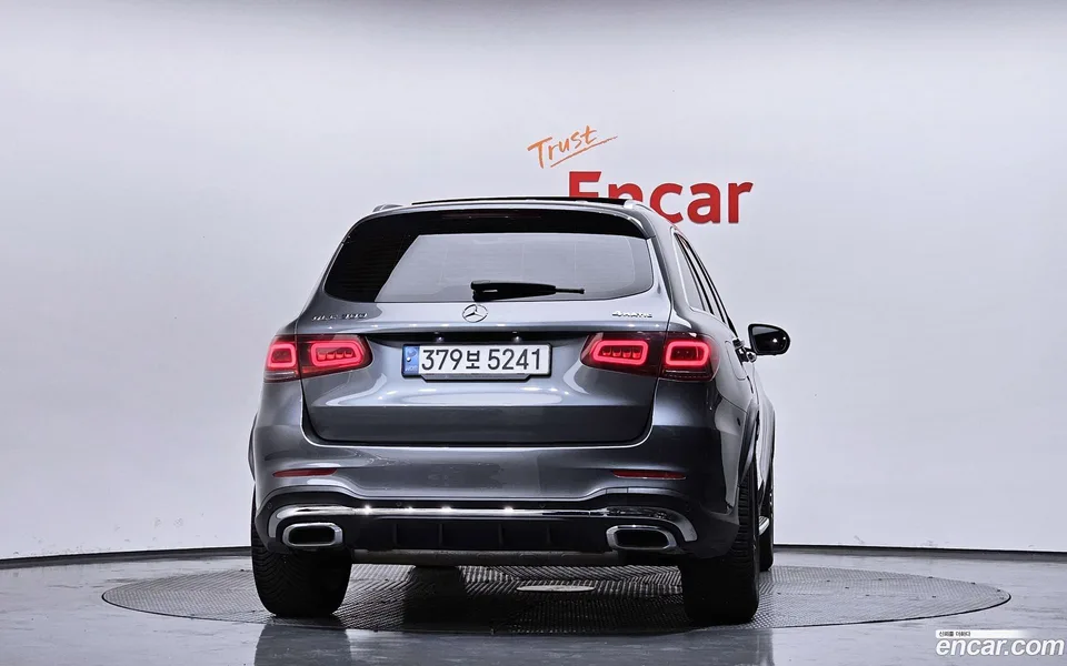Mercedes-Benz GLC-Class GLC300 4MATIC 2022 — миниатюра 4