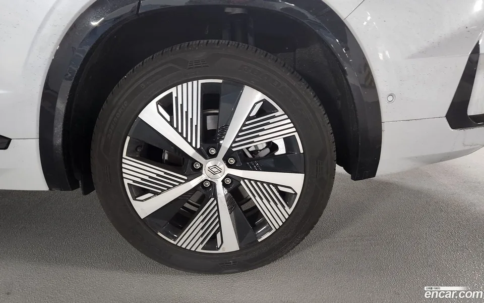 Renault Samsung Grand Koleos 1.5 E-TECH 2WD 2025 — миниатюра 5
