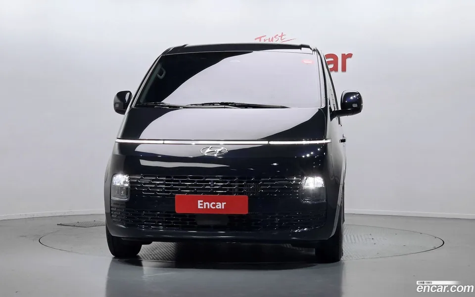 Hyundai Staria 3 2023 — миниатюра 3