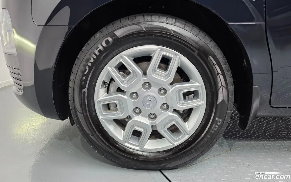 Hyundai Staria 3 2023 — миниатюра 5