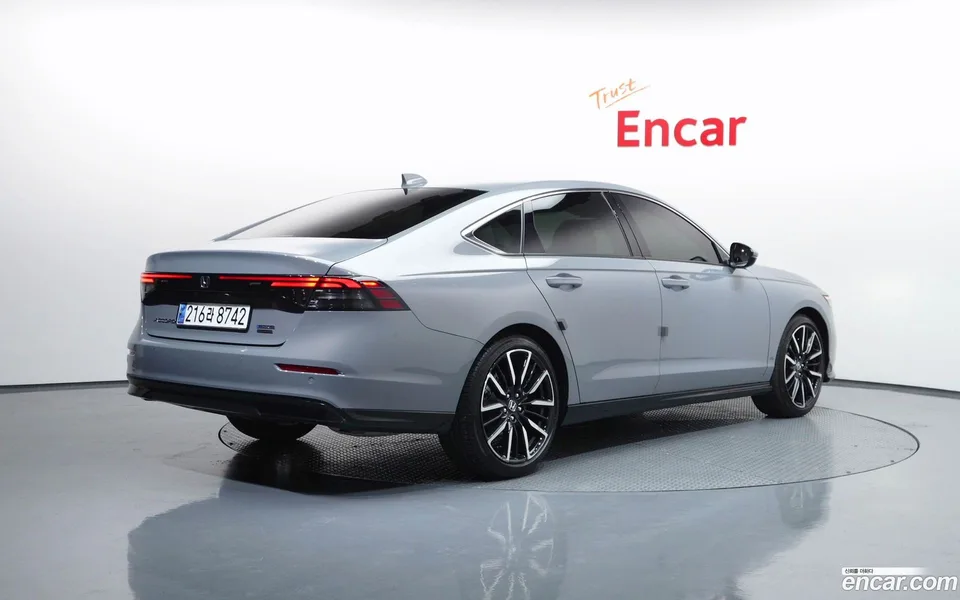 Honda Accord 2.0 2023 — миниатюра 2