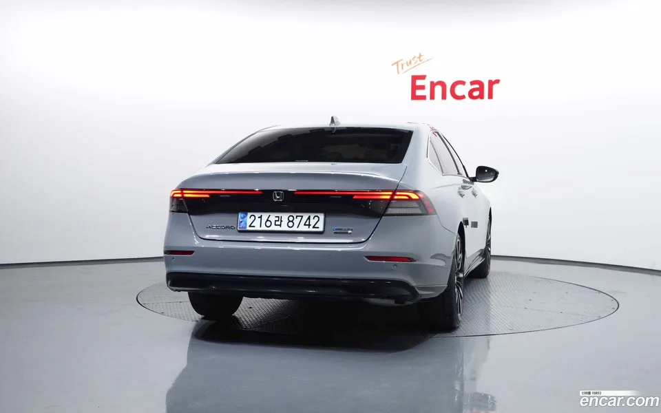 Honda Accord 2.0 2023 — миниатюра 4