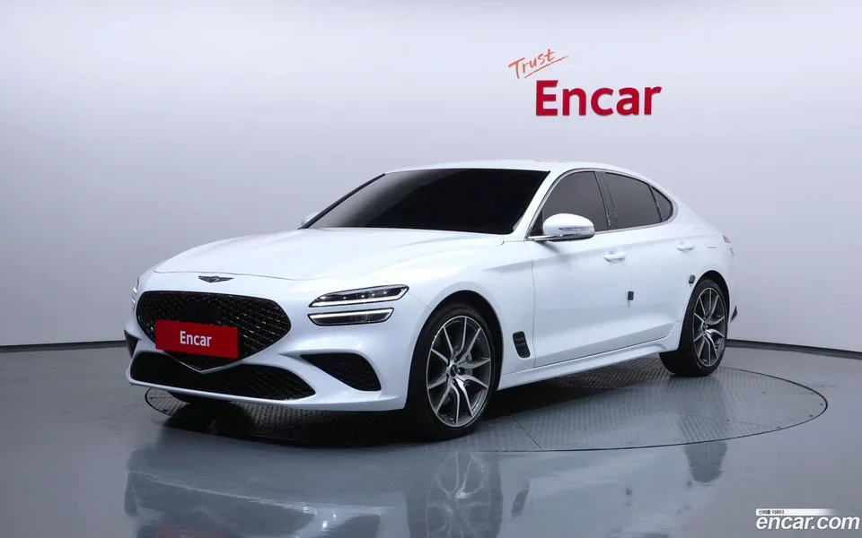 Genesis G70 2.5T 2WD 2024 — фото 1, купить с доставкой в Москву