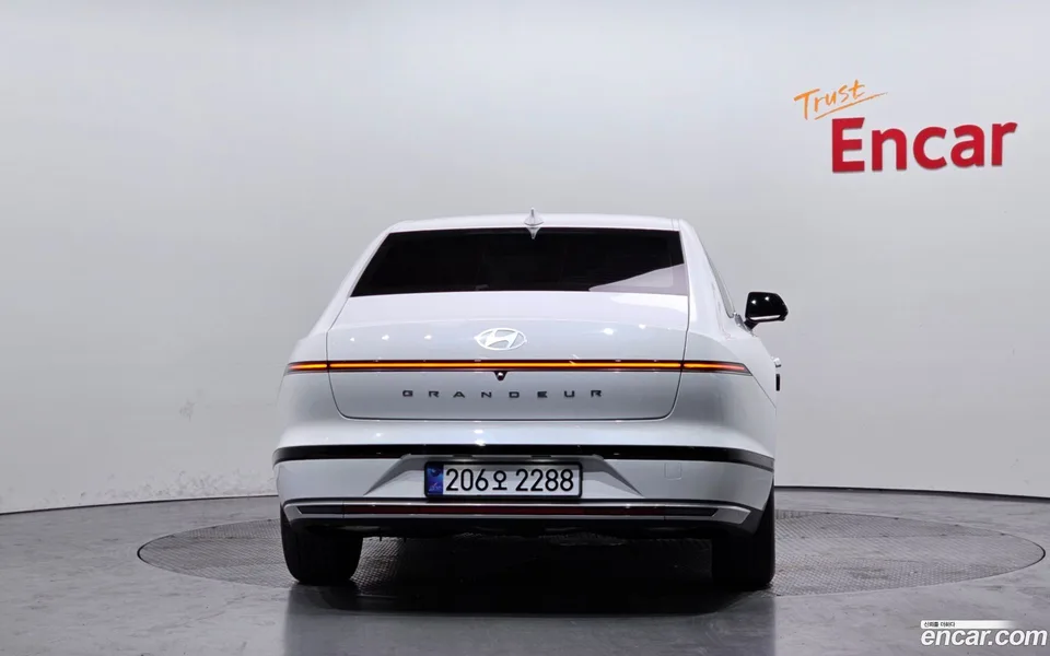 Hyundai Grandeur Hybrid 2025 — миниатюра 4