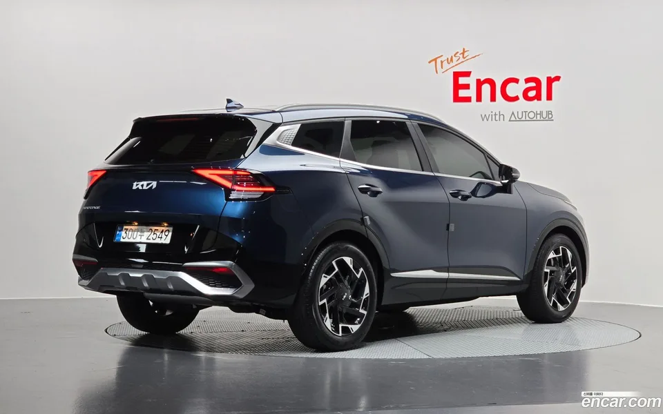 Kia Sportage 1.6 2WD 2022 — миниатюра 2