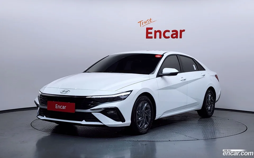 Hyundai Avante CN7 Hybrid 2025 — фото 1, купить с доставкой в Москву