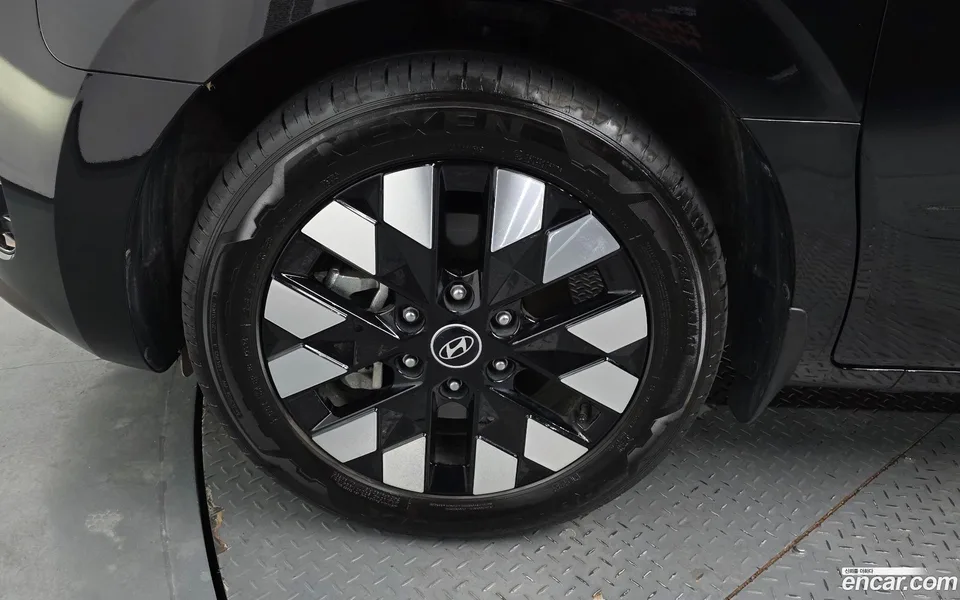 Hyundai Staria HEV 1.6 7 2024 — миниатюра 5