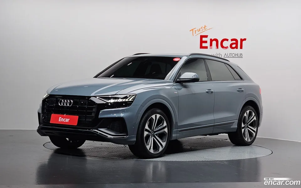 Audi Q8 (4M) 55 TFSI 2023 — фото 1, купить с доставкой в Москву