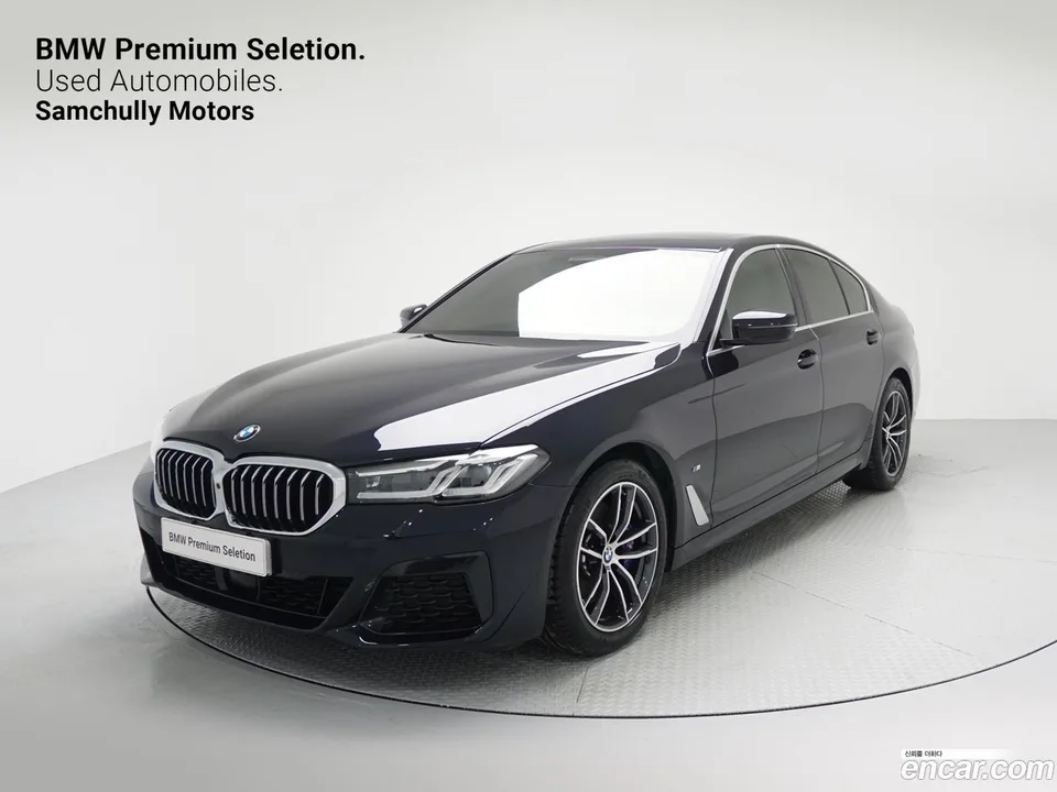 BMW 5 Series 520i M 2023 — фото 1, купить с доставкой в Москву