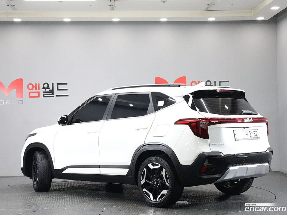 Kia Seltos 1.6 2WD 2023 — миниатюра 3