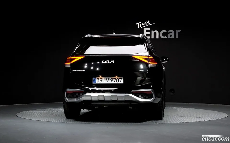 Kia Sportage Hybrid 2WD 2024 — миниатюра 4