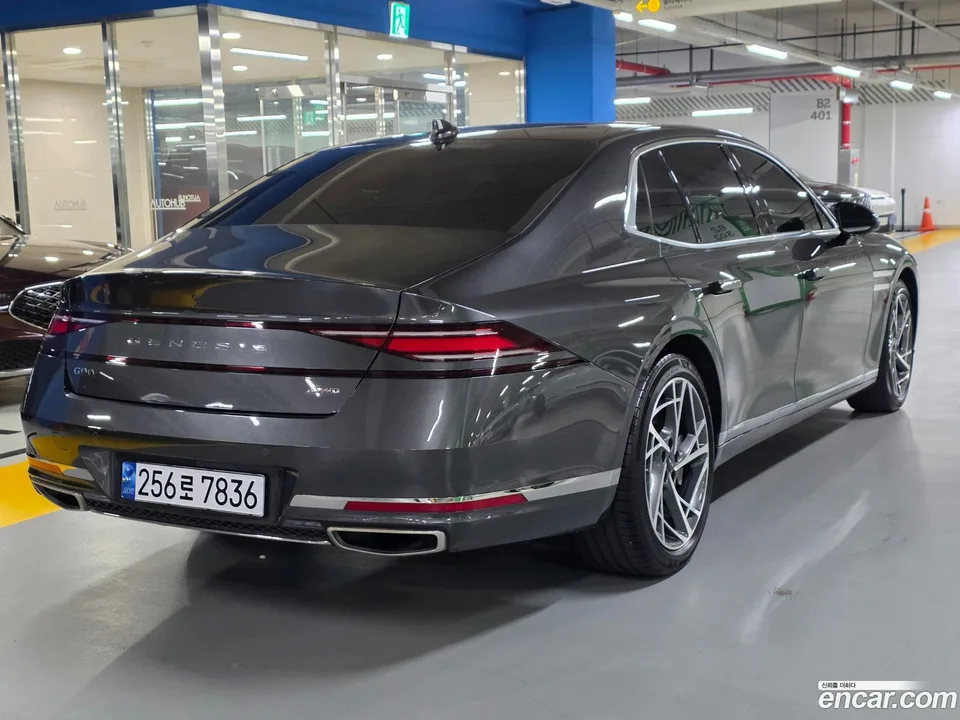 Genesis G90 3.5 AWD 2023 — миниатюра 3