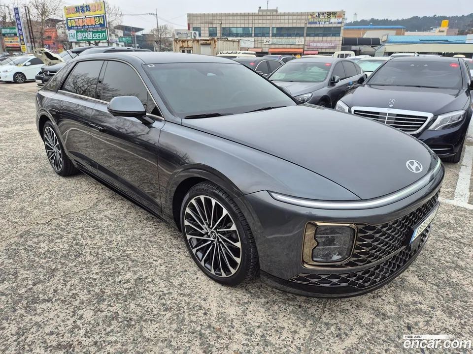 Hyundai Grandeur Hybrid 2023 — миниатюра 3