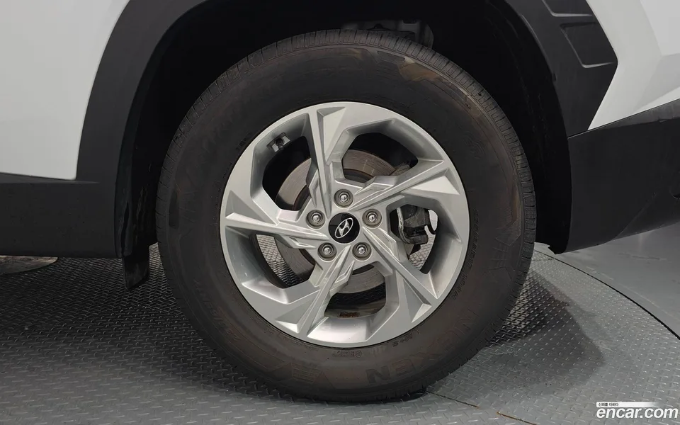 Hyundai Tucson 1.6 2WD 2023 — миниатюра 5