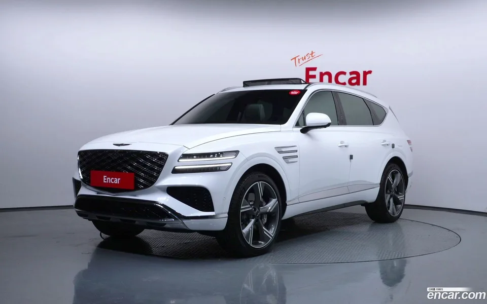 Genesis GV80 2.5T AWD 2025 — фото 1, купить с доставкой в Москву