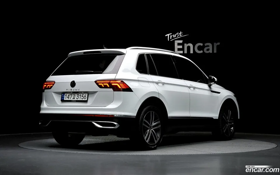 Volkswagen Tiguan 2.0 TDI 2022 — миниатюра 2