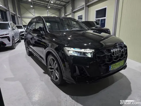Audi Q7 (4M) 2025 купить в Москве