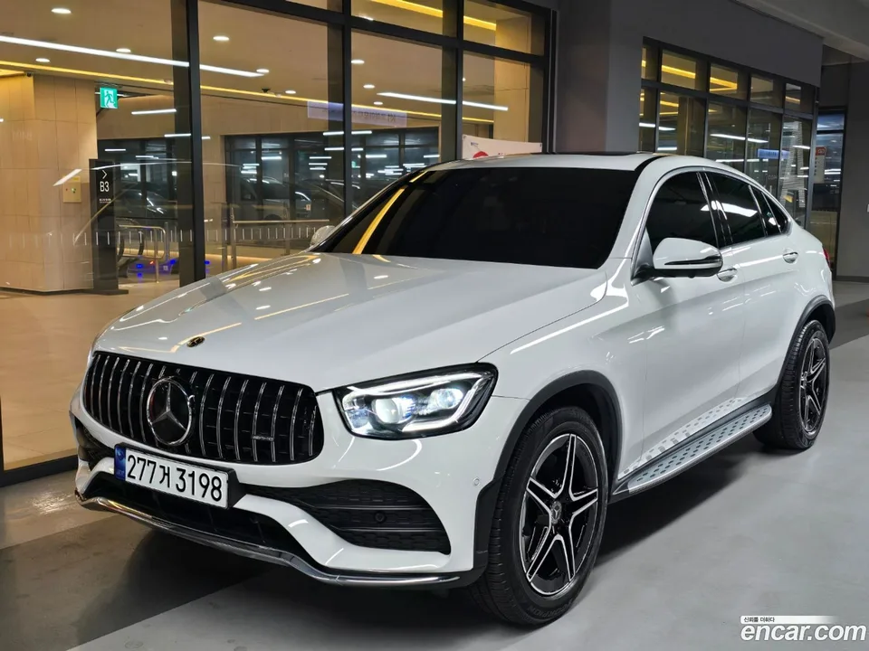 Mercedes-Benz GLC-Class GLC300 4MATIC 2023 — миниатюра 3
