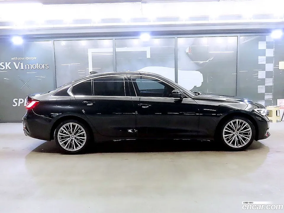 BMW 3 Series 320i 2022 — миниатюра 3