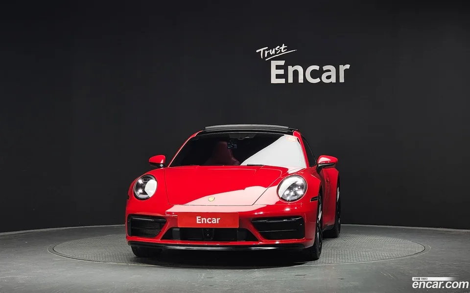 Porsche 911 (992) GTS 2022 — миниатюра 3