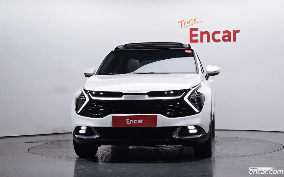 Kia Sportage 1.6 2WD 2023 — миниатюра 3