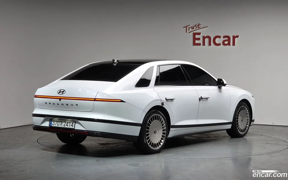 Hyundai Grandeur Hybrid 2024 — миниатюра 2