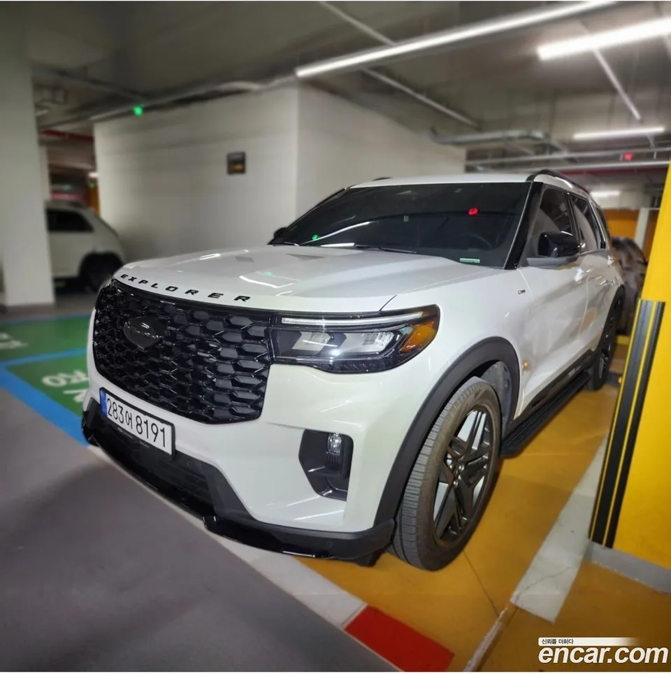 Ford Explorer 2.3 ST- 4WD 2025 — миниатюра 2