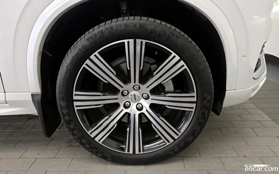 Volvo XC90 B6 2022 — миниатюра 5