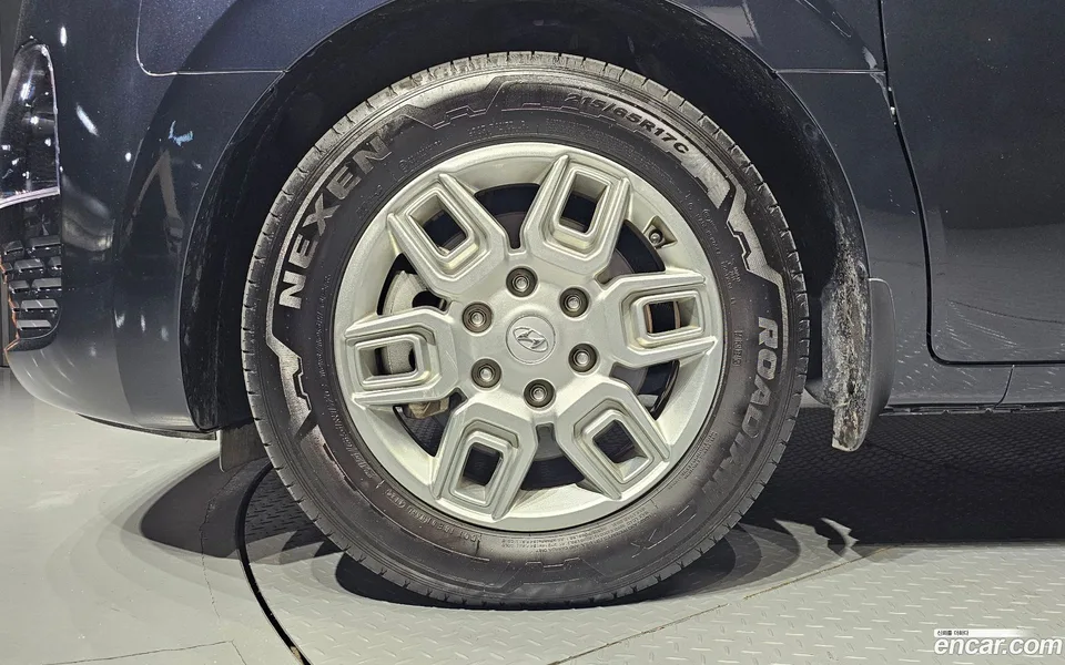 Hyundai Staria 3 2023 — миниатюра 5
