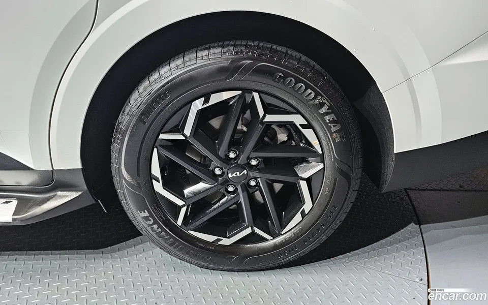 Kia Carnival 9 2025 — миниатюра 5