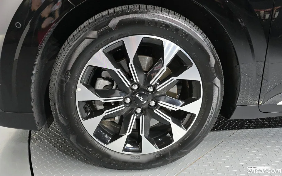 Kia Carnival 9 2022 — миниатюра 5