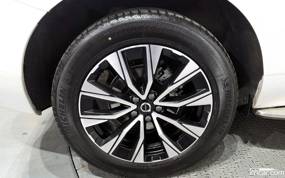 Volvo XC60 B5 2023 — миниатюра 5