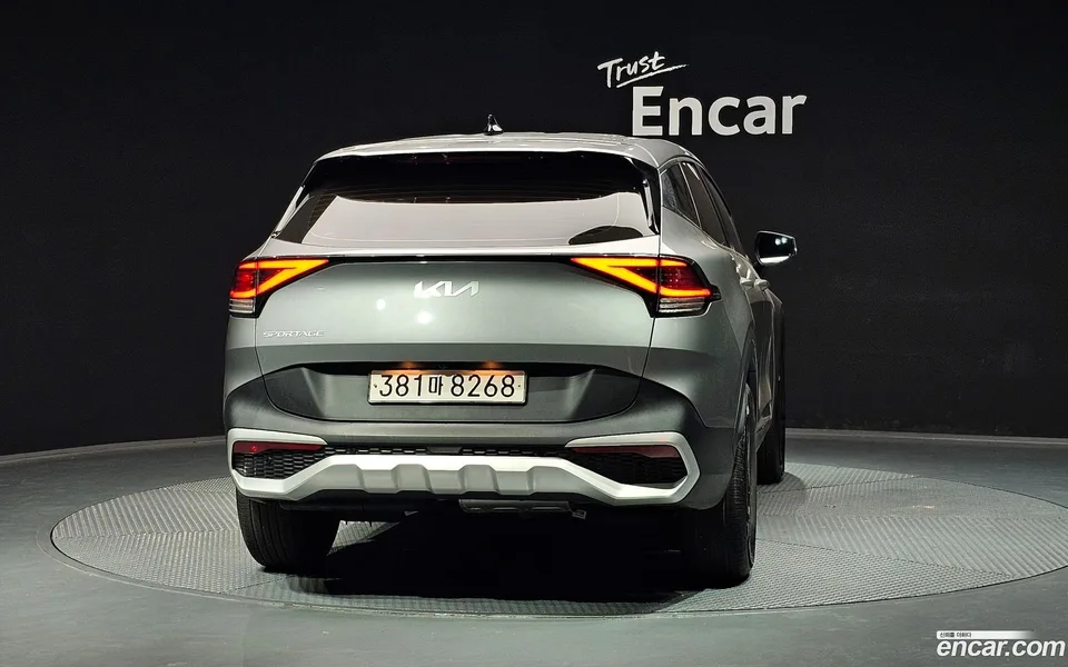 Kia Sportage 2.0 2WD 2022 — миниатюра 4