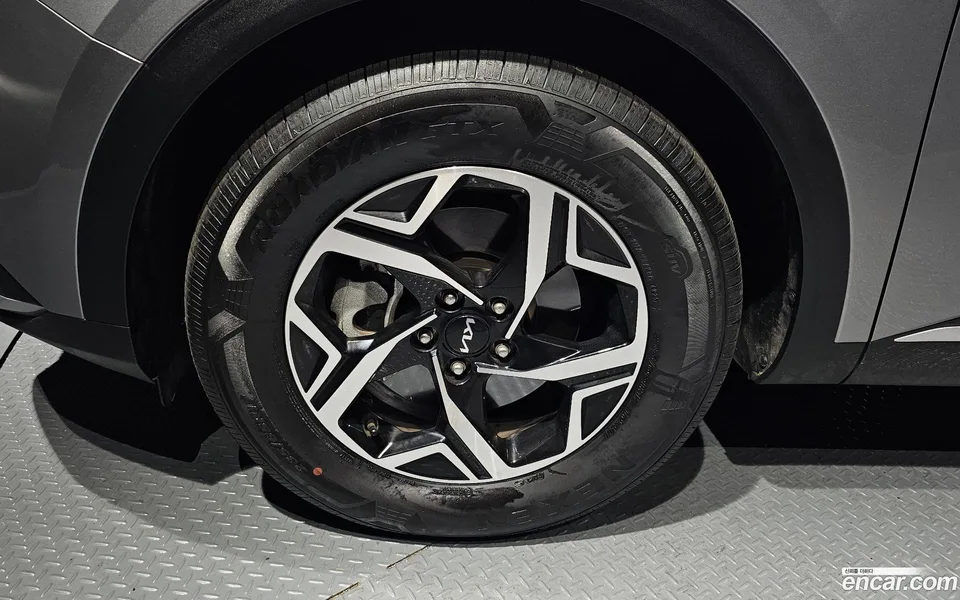 Kia Sportage 2.0 2WD 2022 — миниатюра 5