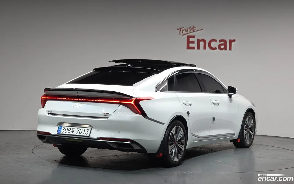 Kia K8 Hybrid 2023 — миниатюра 2